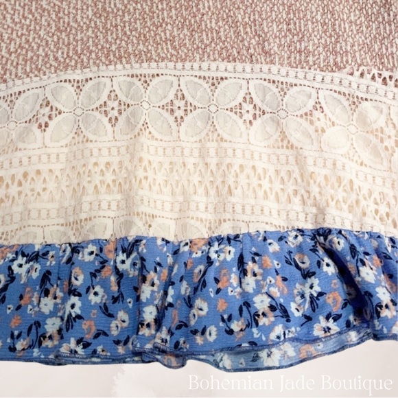 ODDY Floral & Lace Short Sleeve Hoodie Sweater - Picture 3 of 4